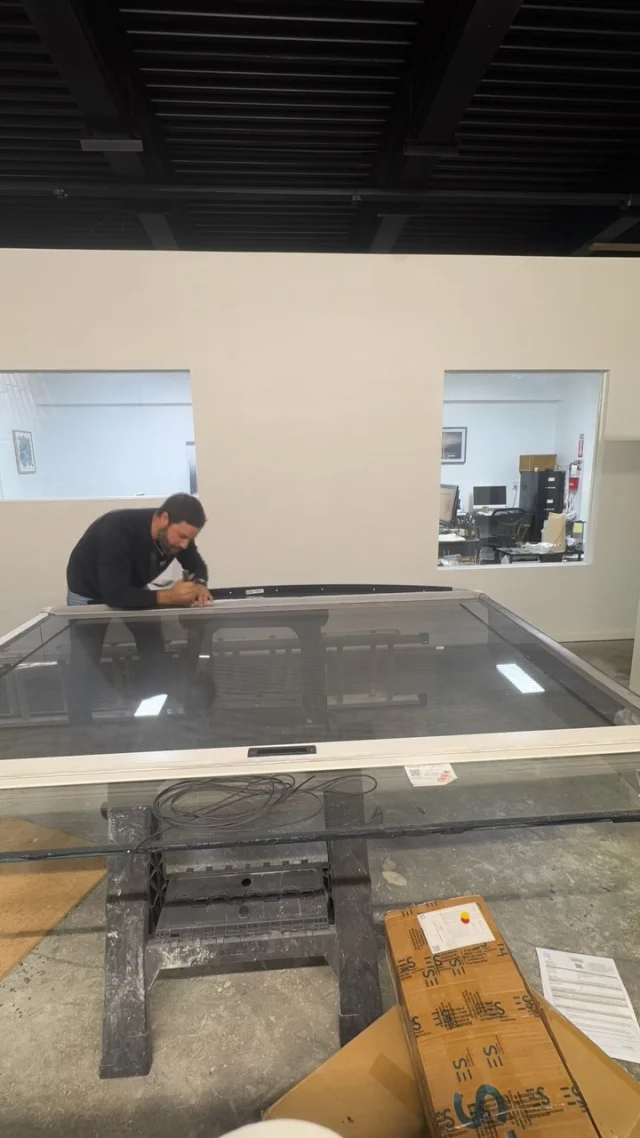 No screen repairs here, but we'll bend the rules for a friend in need.